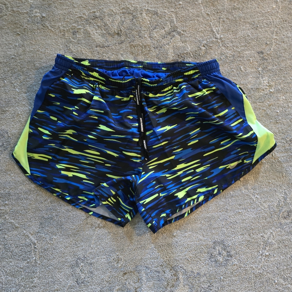 ⚜️ Nike Running Shorts M
